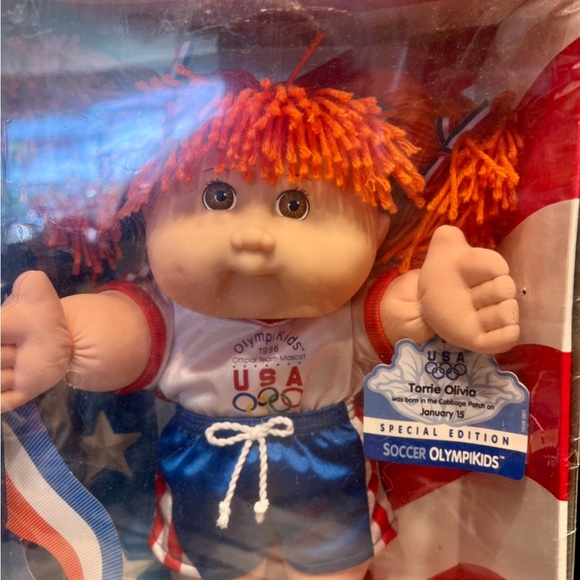 Cabbage Patch Doll Kid Special Edition 1996 Olympic ( winners )Red hair NWT - Picture 6 of 15